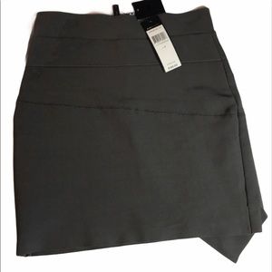 BCBGMAXAZRIA  bodycon Skirt dusty olive Small